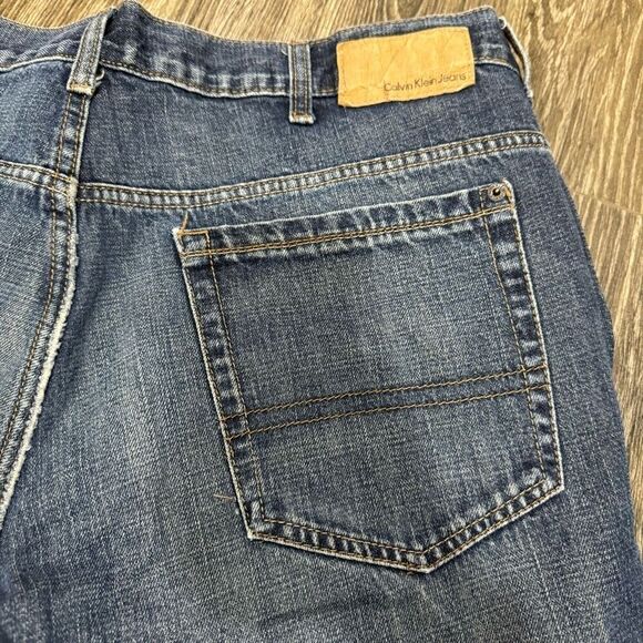 Calvin Klein Jeans size 38x24 blue denim bootcut jeans - Picture 7 of 8